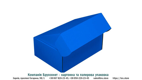 kompanija-brussonet-sinjaja-kartonnaja-korobka-samosbornaja-razmer-34h18h8-sm-1-kg